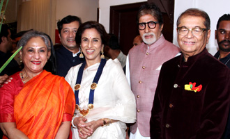 Amitabh & Jaya Bachchan at Dilip Des Art Exhibition