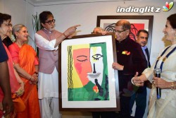 Amitabh & Jaya Bachchan at Dilip Des Art Exhibition